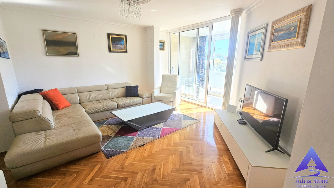 apartment in the city center for sale budva montenegro www.adriastone.com