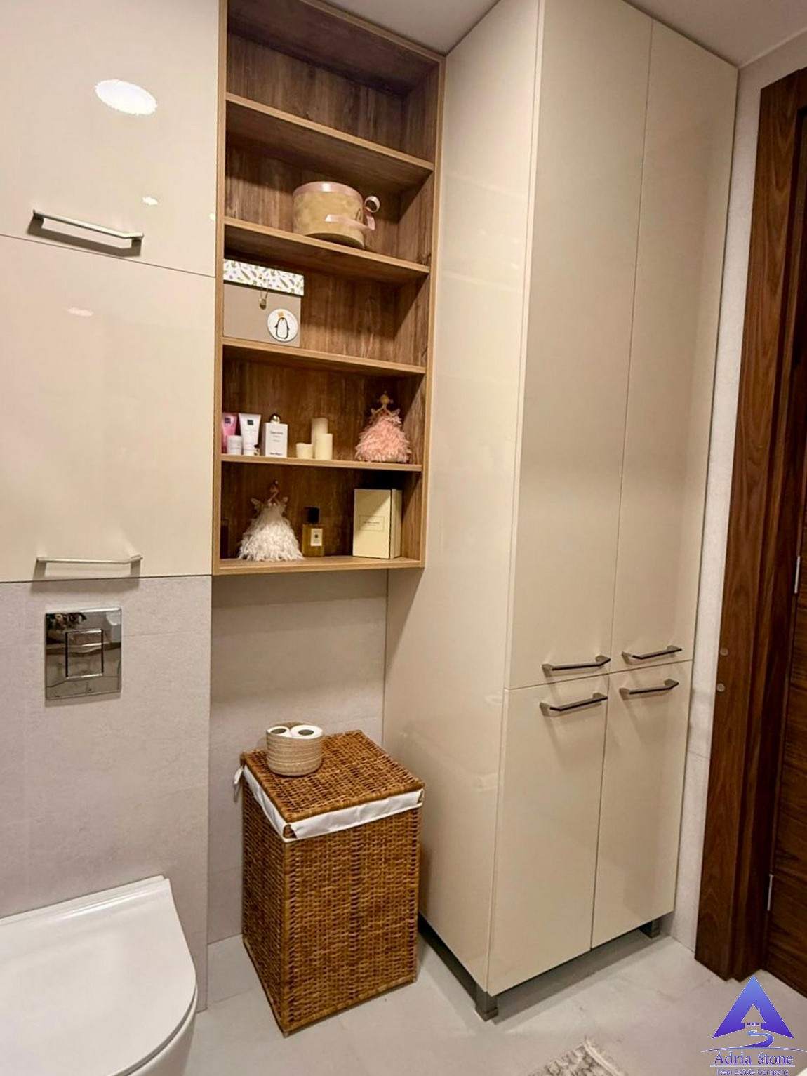 for rent two bedroom apartment in tivat montenegro www.adriastone.com_8