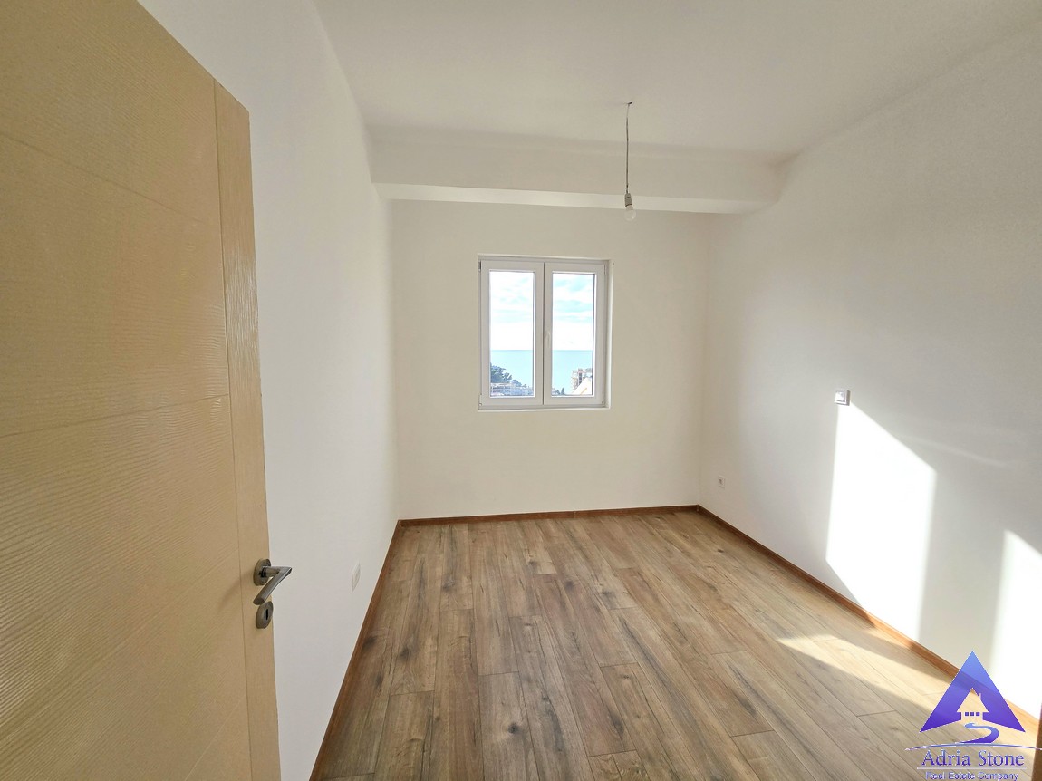 two bedroom apartment in petrovac sea view parking budva montenegro www.adriastone.com_18