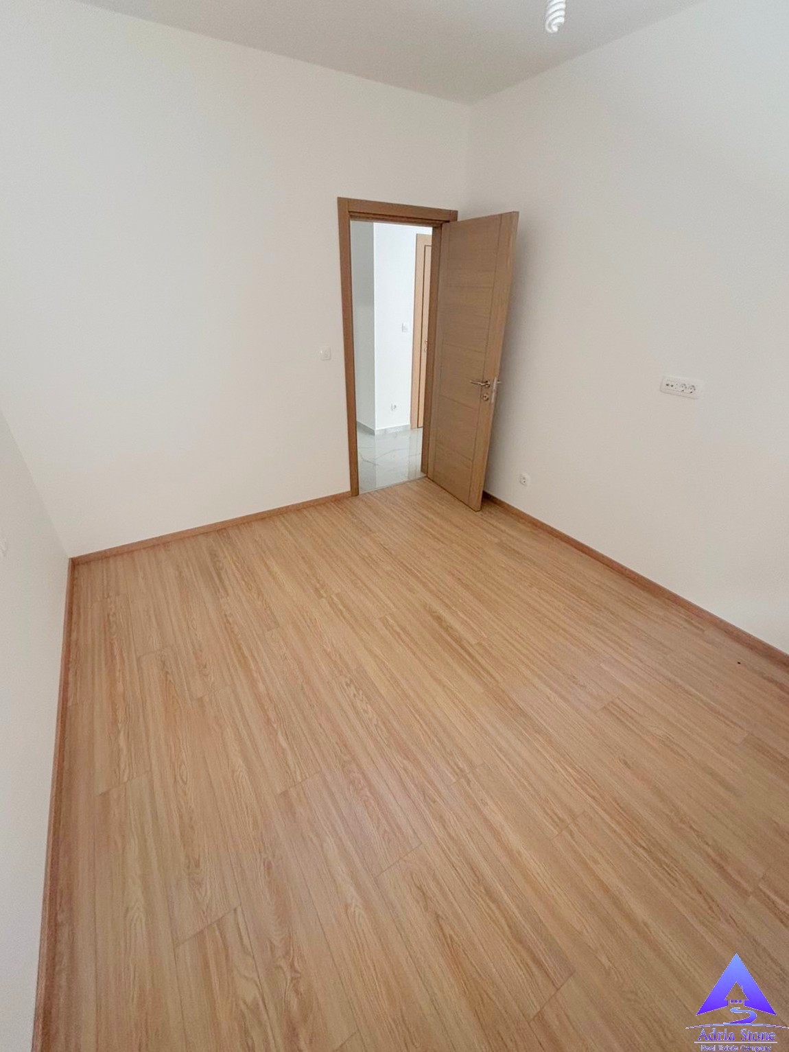 dubovica apartment for sale one bedroom budva montenegro www.adriastone.com_7