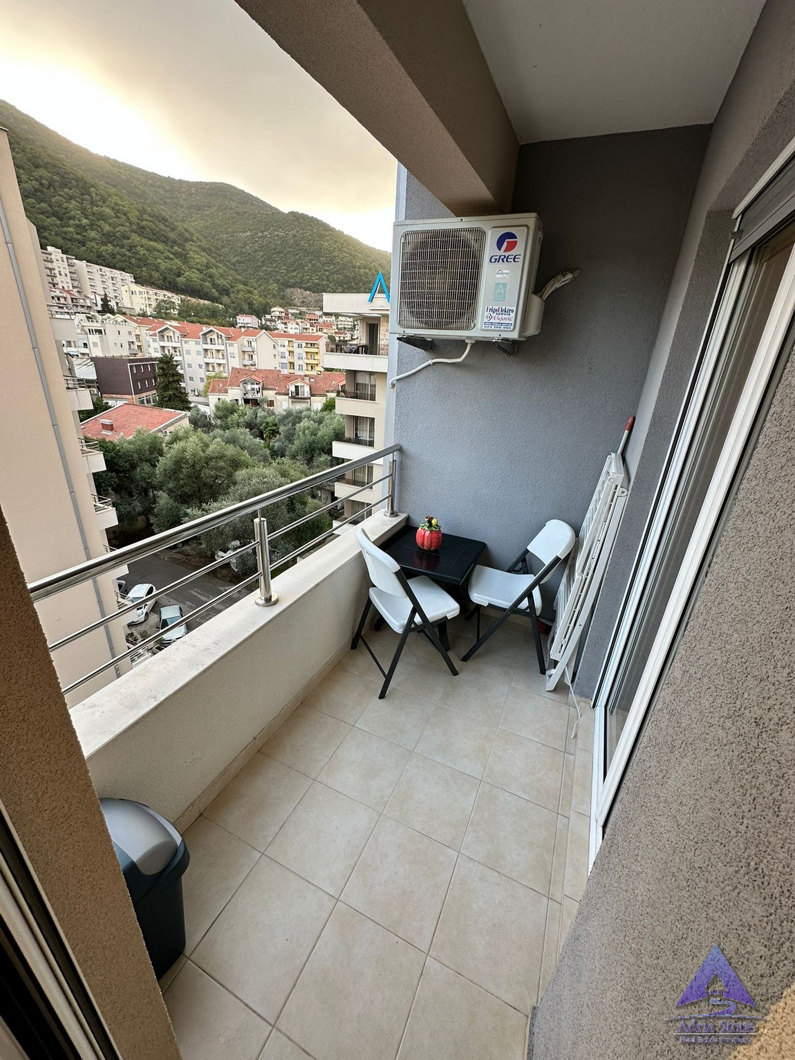 one bedroom apartment for rent maslinjak budva www.adriastone.com izdaje se jednosoban stan _15