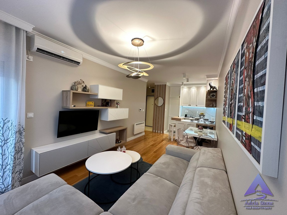 one bedroom apartment for rent maslinjak budva www.adriastone.com izdaje se jednosoban stan _8