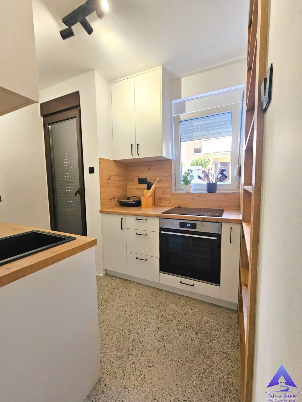 two bedroom apartment city center for sale budva montenegro www.adriastone.com_31